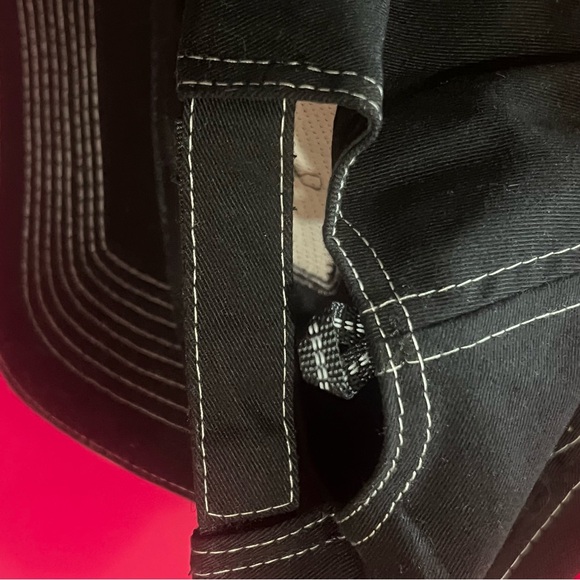 BACARDI Silver Low Carb Black Cherry Hat Cap Adjustable NWT - Picture 4 of 4